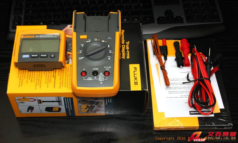 Fluke 233 數(shù)字萬用表(真有效值、遠程控制、顯示分離)圖片